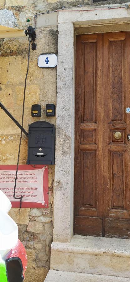 Отель Sognare Nel Castello Монтериджиони Экстерьер фото